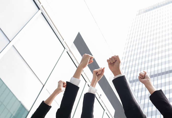 使命：多元體驗(yàn)創(chuàng)造價(jià)值，為團(tuán)隊(duì)賦能，協(xié)助客戶取得更多成就；